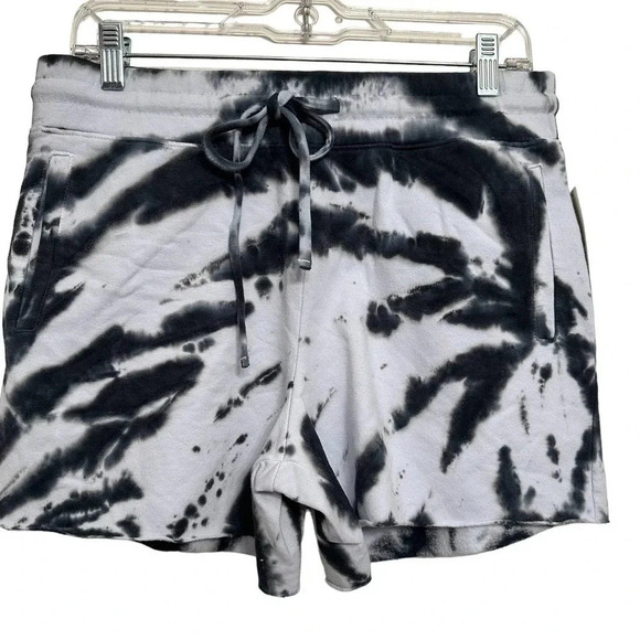 Lacausa Anthropologie NWT’s womens tie dye shorts. Size medium. o - Picture 1 of 4